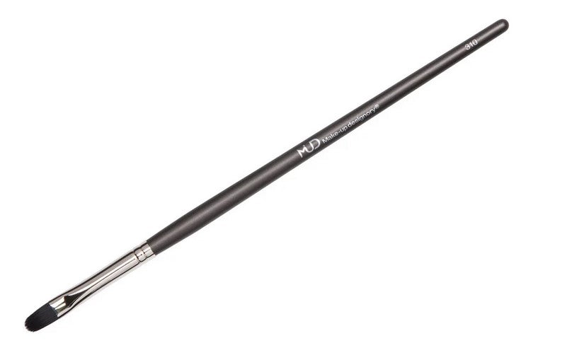 #310 Lip Brush